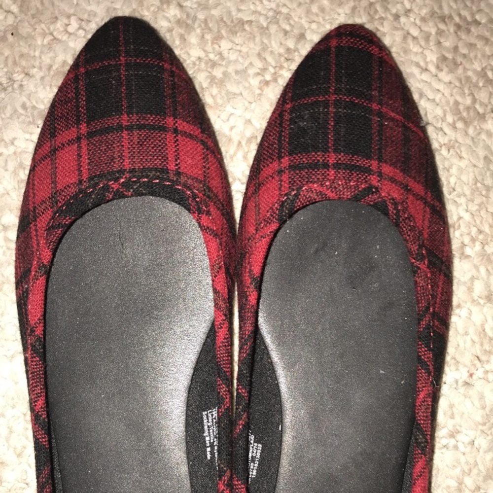 Plaid flats